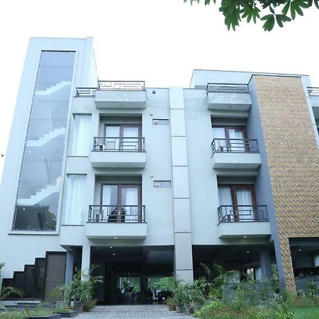 Royal Residence On Sohna Road Delhi  Exterior photo